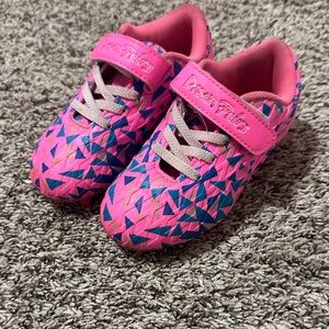 Dream Pairs toddler soccer cleats